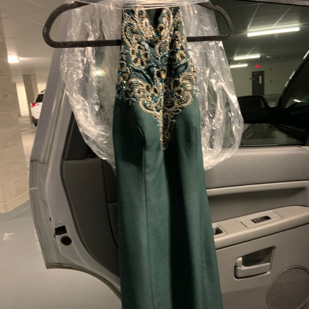 Prom Dresd - Picture 3 of 3